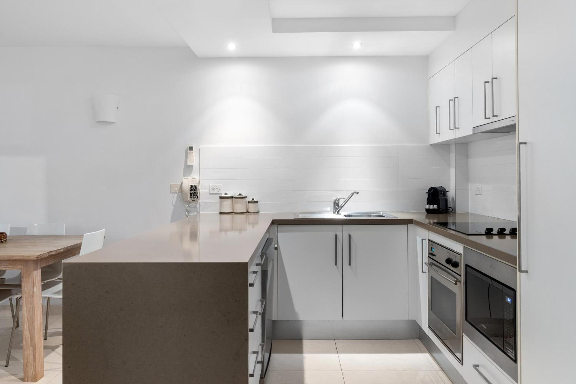 Fairshore 12: Absolute Beachfront, Direct Beach & Pool Access Нуза-Гедс Екстер'єр фото